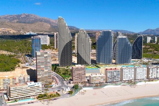 Luxe appartementen in Benidorm met zeezicht op alle verdiepingen en 50 meter van het strand