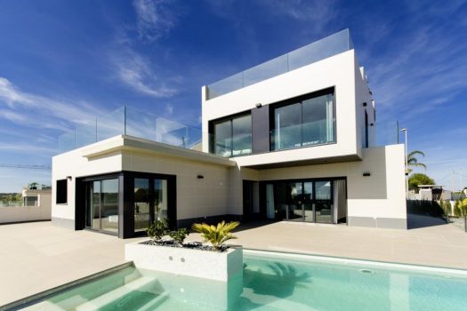 Luxe villa in Campoamor met prachtig zeezicht