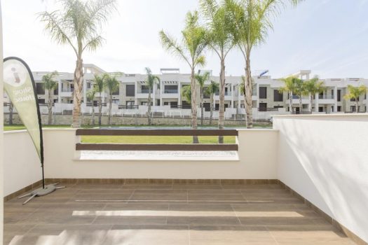 Appartementen in Torrevieja met uitzicht op het roze meer