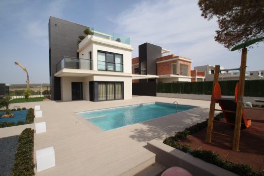 Luxe villa in Campoamor
