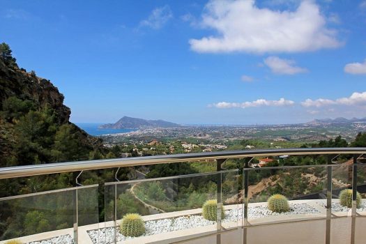 Luxe villa met zeezicht in Altea