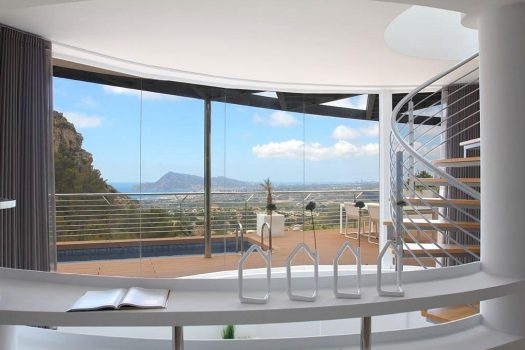 Luxe villa met zeezicht in Altea
