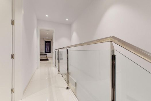 Luxe villa in Sierra Cortina