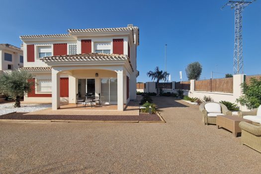 Ruime vrijstaande villa’s verdeeld over twee verdiepingen in Lorca, Murcia
