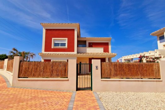 Ruime vrijstaande villa’s verdeeld over twee verdiepingen in Lorca, Murcia