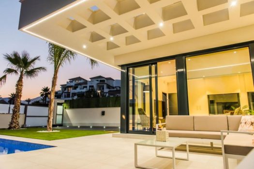 Luxe villa in Sierra Cortina