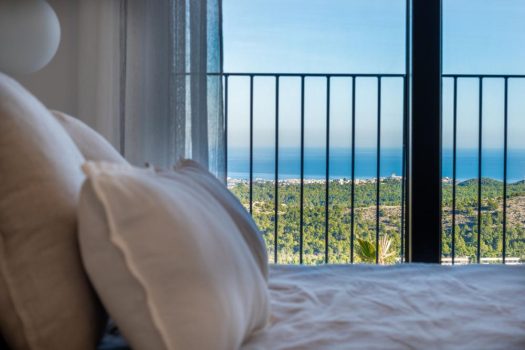 Vrijstaande villa’s in Polop met uitzicht op zee en de bergen