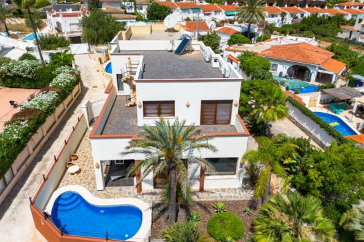 villa in Albir