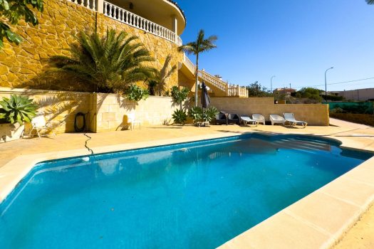 villa in El Campello