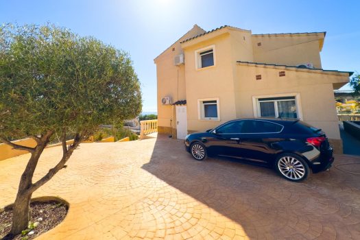 villa in El Campello