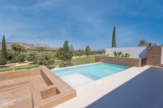 Villa aan de Golfbaan in Algorfa