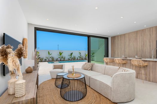 Luxevilla’s in Los Alcázares: eigentijds design, privézwembad en dakterras