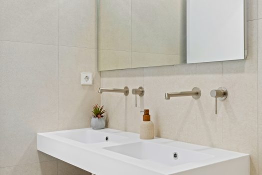 Luxevilla’s in Los Alcázares: eigentijds design, privézwembad en dakterras