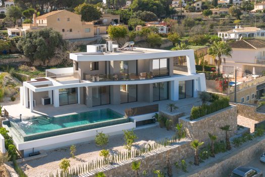 Exclusieve luxe villa op een steenworp van de zee in Moraira