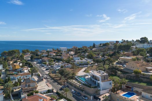 Exclusieve luxe villa op een steenworp van de zee in Moraira
