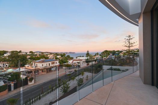 Exclusieve luxe villa op een steenworp van de zee in Moraira