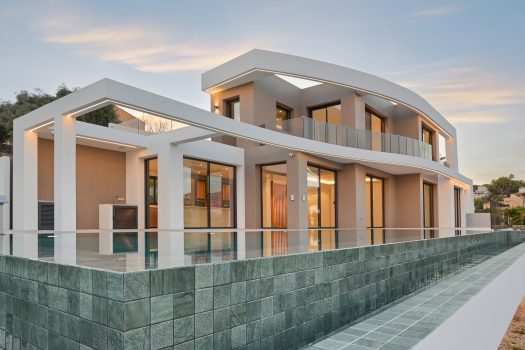 Exclusieve luxe villa op een steenworp van de zee in Moraira