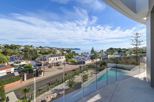 Exclusieve luxe villa op een steenworp van de zee in Moraira