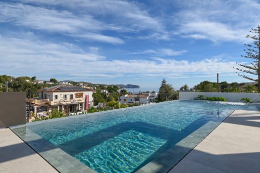Exclusieve luxe villa op een steenworp van de zee in Moraira