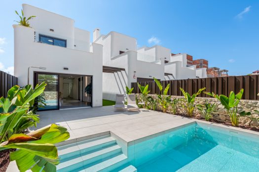 Vrijstaande villa’s in Mil Palmeras op 800 meter van het strand
