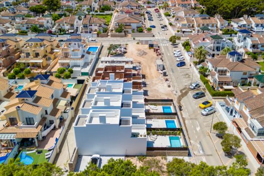 Vrijstaande villa’s in Mil Palmeras op 800 meter van het strand