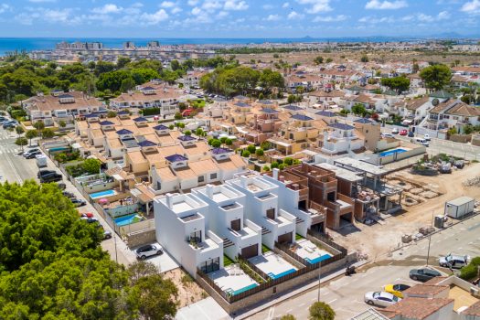 Vrijstaande villa’s in Mil Palmeras op 800 meter van het strand