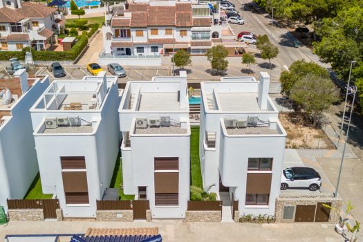 Vrijstaande villa’s in Mil Palmeras op 800 meter van het strand