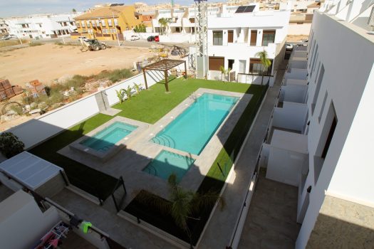 Twee-onder-een-kapwoningen met 3 of 4 slaapkamers in Pilar de la Horadada