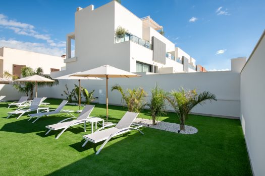 Geschakelde woningen en appartementen in Cox, Alicante