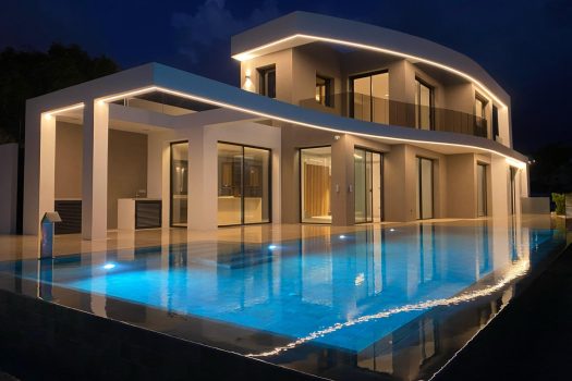 Exclusieve luxe villa op een steenworp van de zee in Moraira
