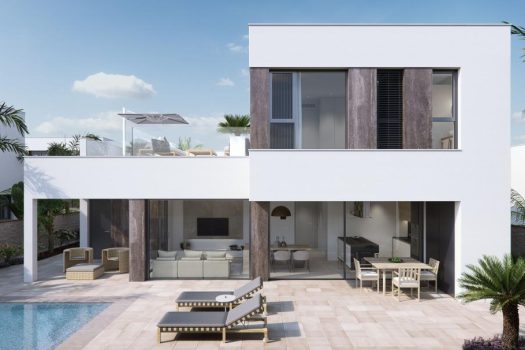 Luxe op maat gebouwde villa op 150 meter van zee